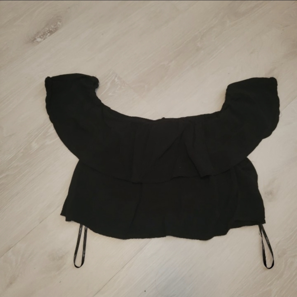 Forever 21 Black Crop Top